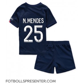 Paris Saint-Germain Nuno Mendes #25 Hemmatröja Barn 2022-23 Kortärmad (+ korta byxor)